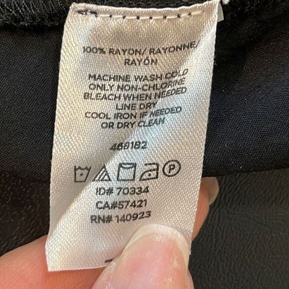 Loft Women's Hi Low Dress Elastic Neckline Maxi Flutter Small Petite SP Black - Picture 8 of 10